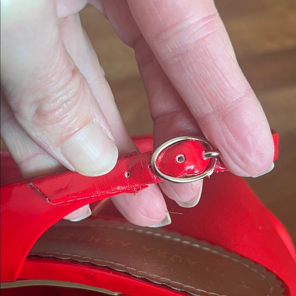 Like new Laura Ashley Vibrant Red Slingback Heels - Picture 7 of 16